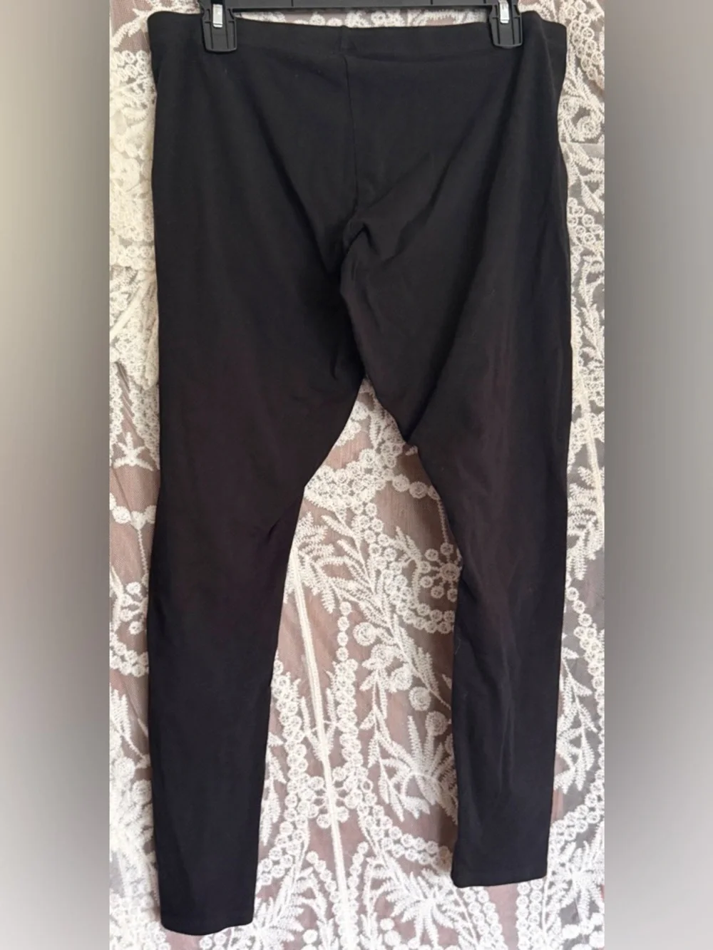 NHL Black Leggings with Orange Oilers Logo - Picture 2 of 4